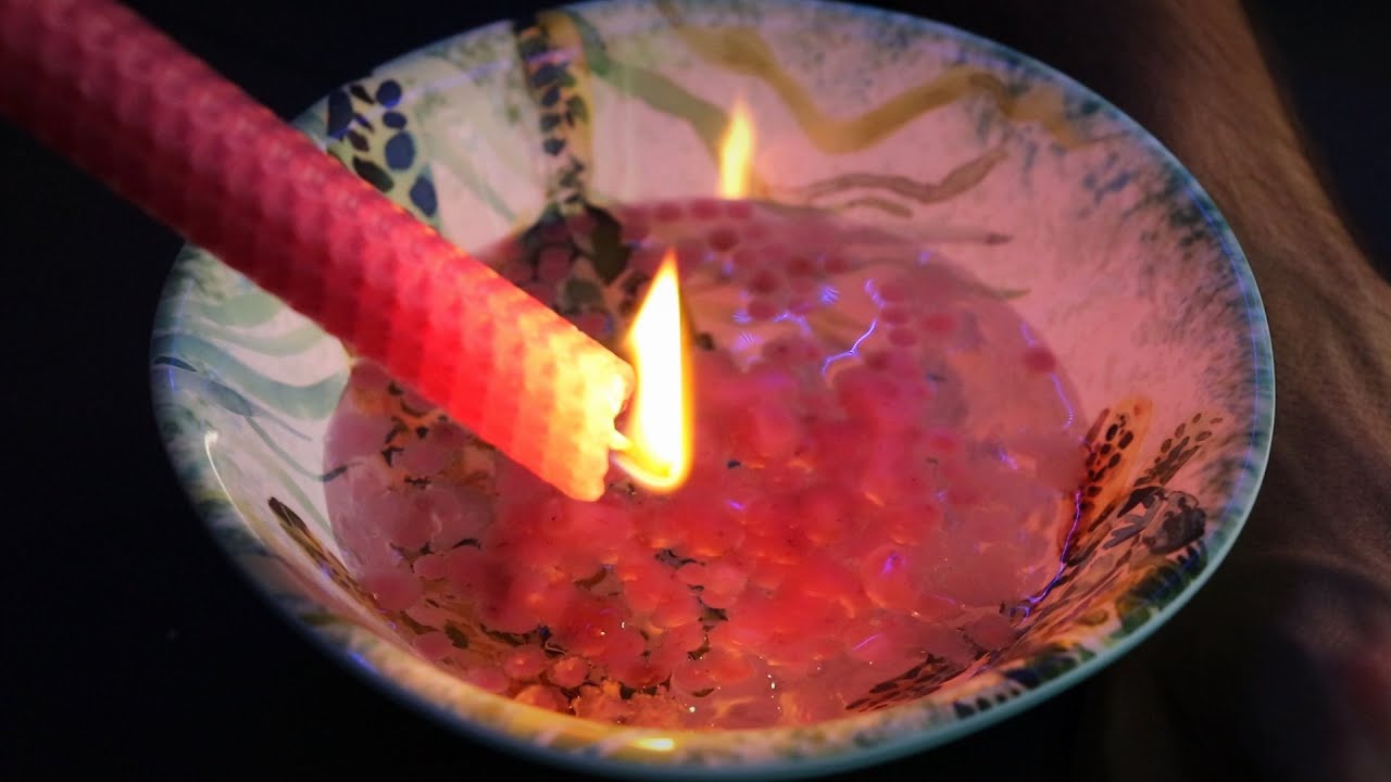 Com fer una lectura de cera d'espelmes