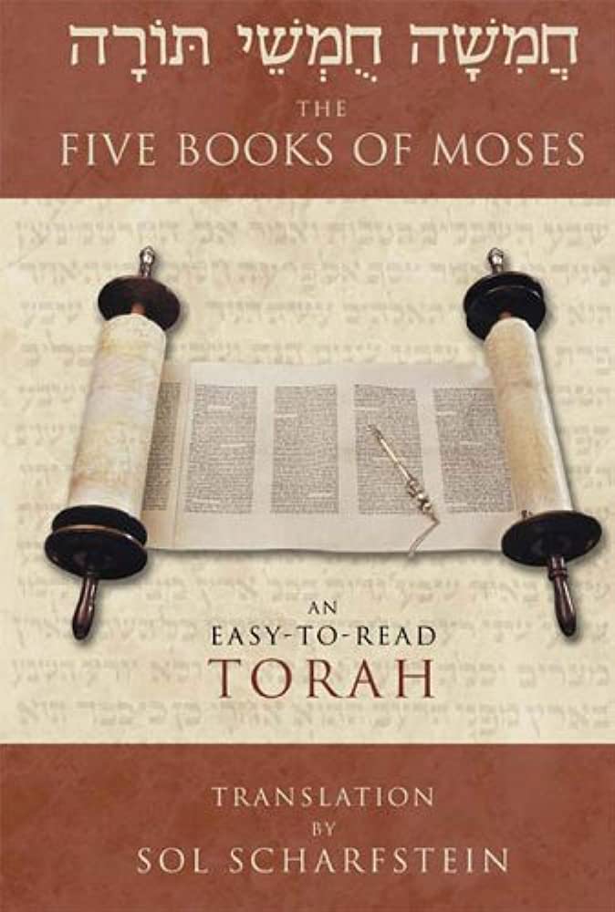 Pum Llyfr Moses yn y Torah