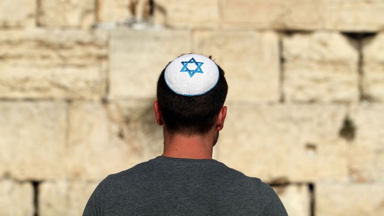 유대인 남자들이 키파 또는 야물케를 입는 이유